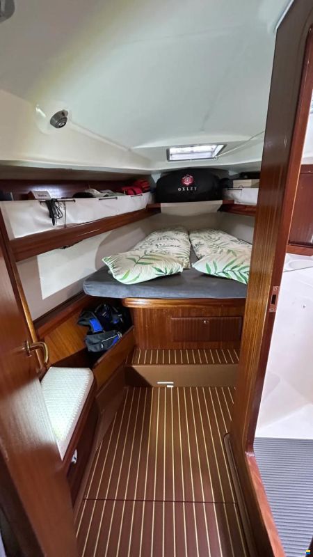 Bavaria 42