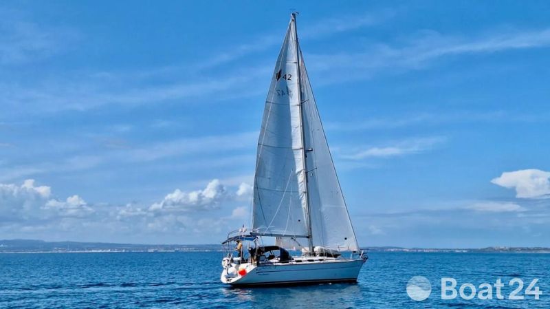 Bavaria 42