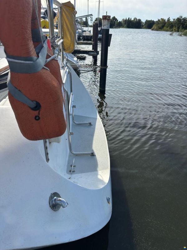 Catalina 320
