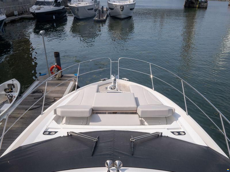 Sunseeker Manhattan 55