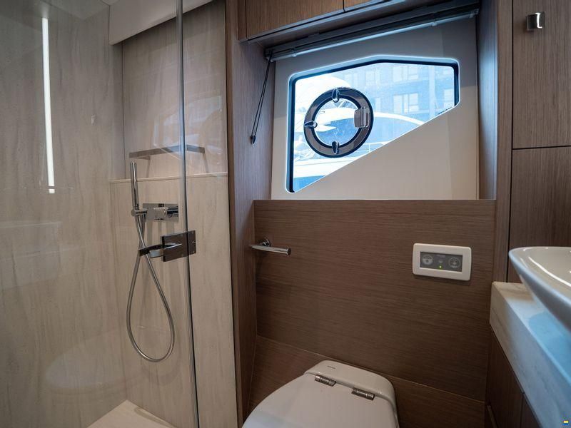 Sunseeker Manhattan 55
