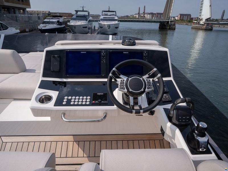 Sunseeker Manhattan 55