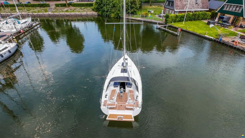 Hanse 388