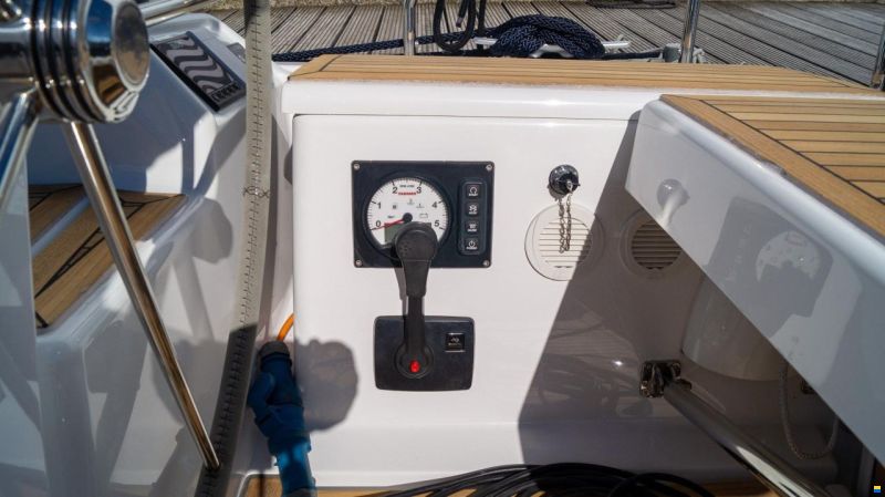 Hanse 388