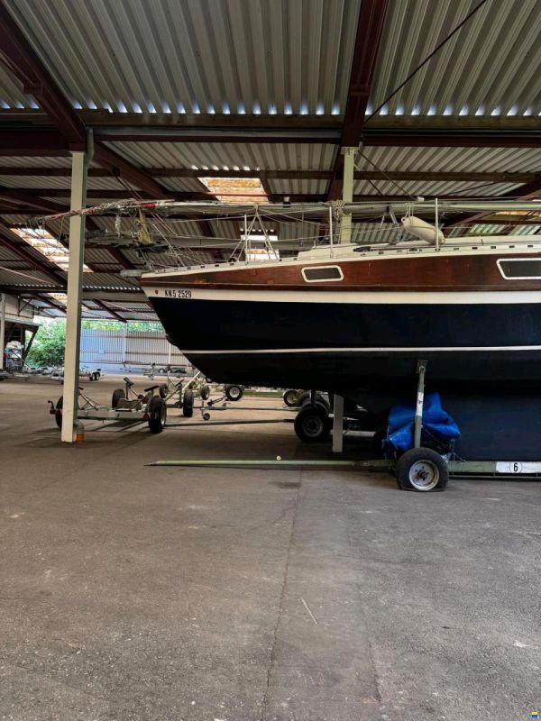 AL Custom Werftbau-Yacht