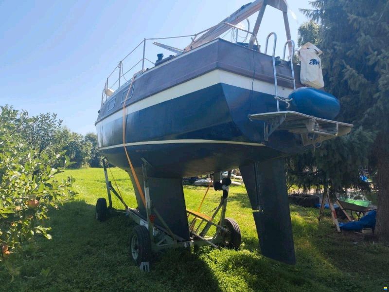 AL Custom Werftbau-Yacht