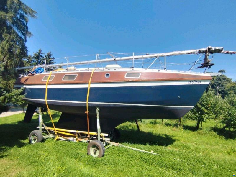 AL Custom Werftbau-Yacht