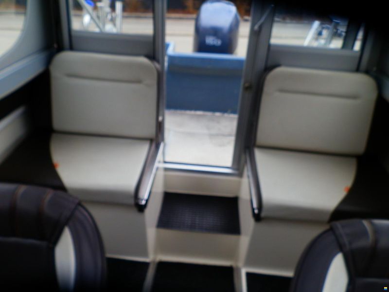 Buster XXL Cabin