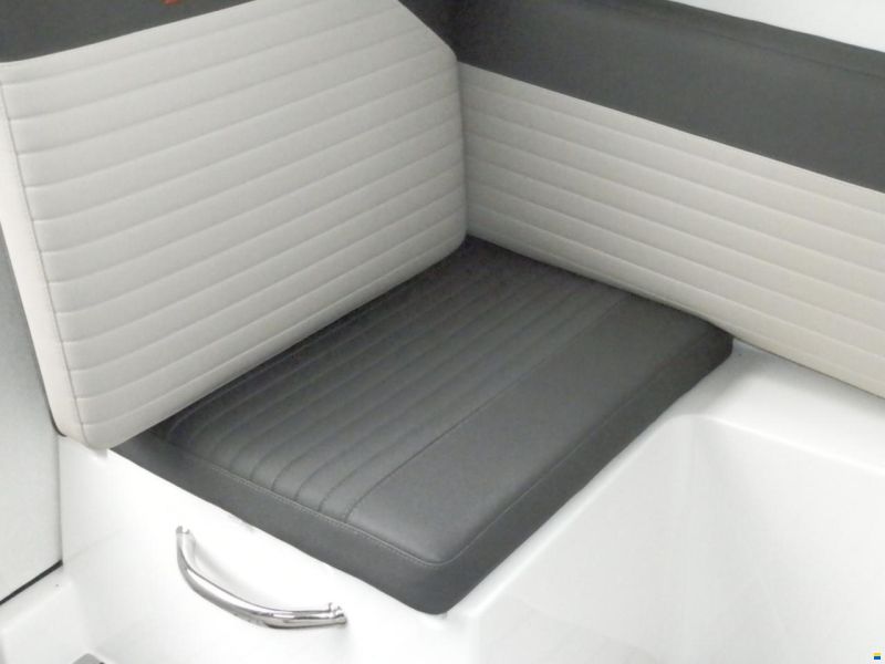 Buster XXL Cabin