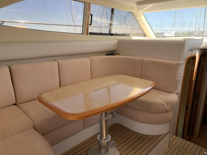 Princess 34 Flybridge