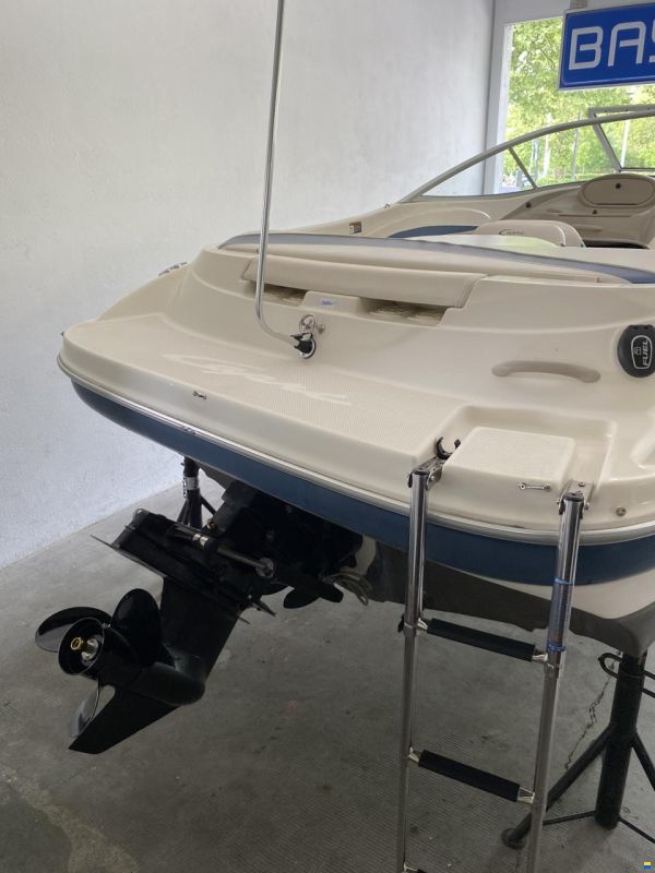 Bayliner 1950