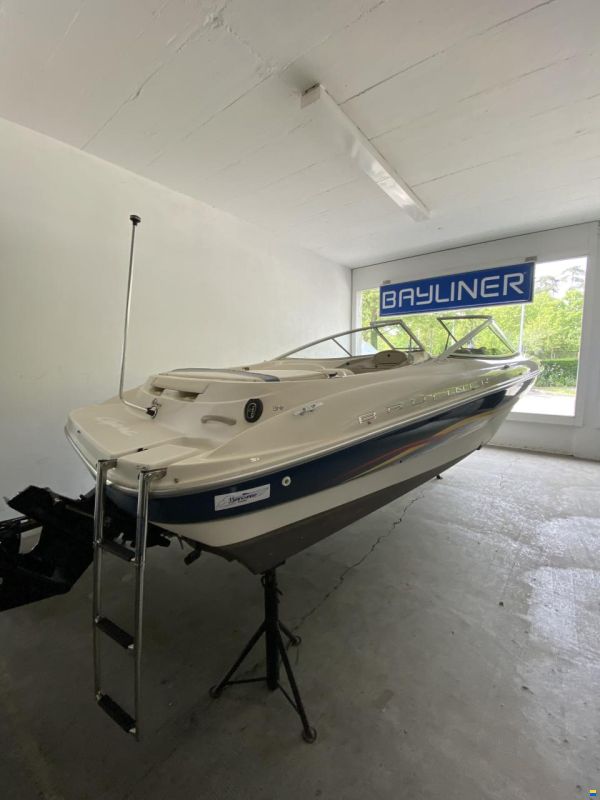 Bayliner 1950