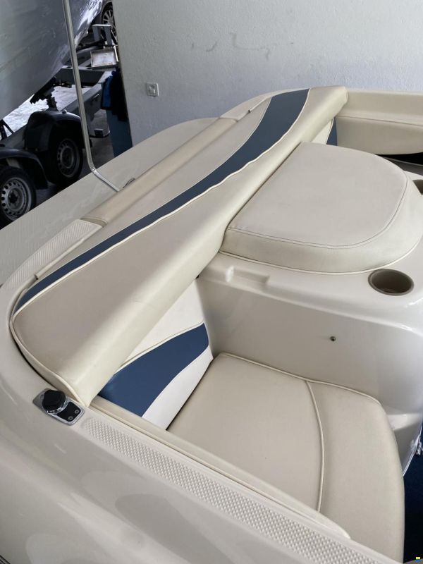 Bayliner 1950
