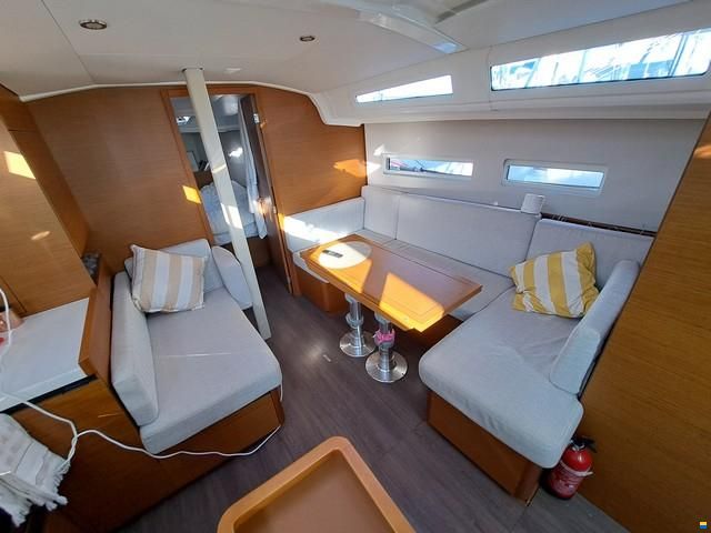 Jeanneau Sun Odyssey 410