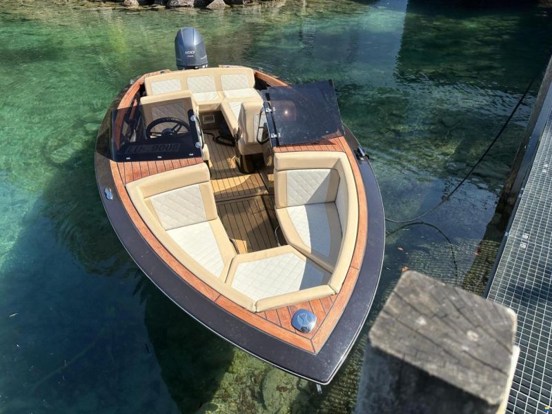 VTS Boats Flying Shark 5.7 Schwarz