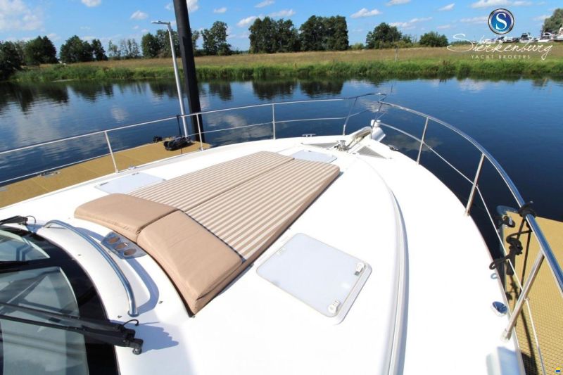 Riviera Rivièra 4700 Sport Yacht