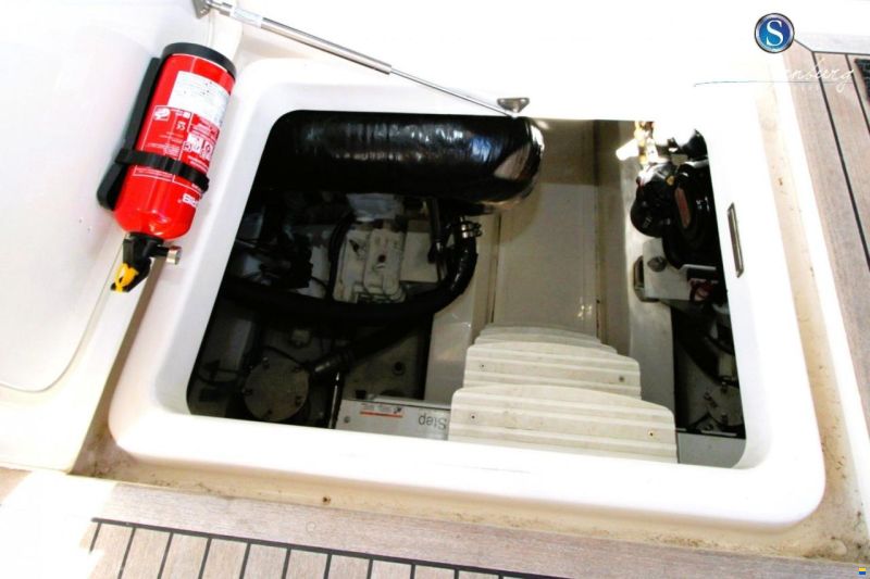 Riviera Rivièra 4700 Sport Yacht