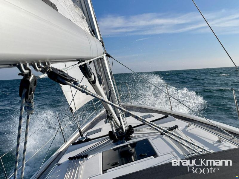 Bavaria Yachtbau GmbH C38