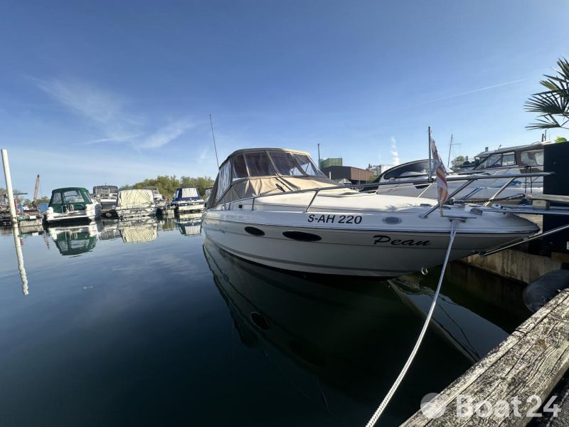Sea Ray 220 Signature Select Overnighter