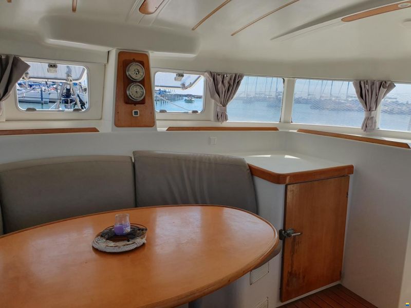 Lagoon 380