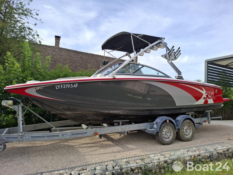 MasterCraft X35