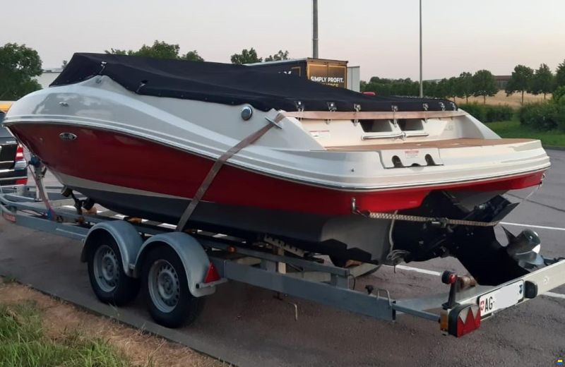 Sea Ray 210 SELECT