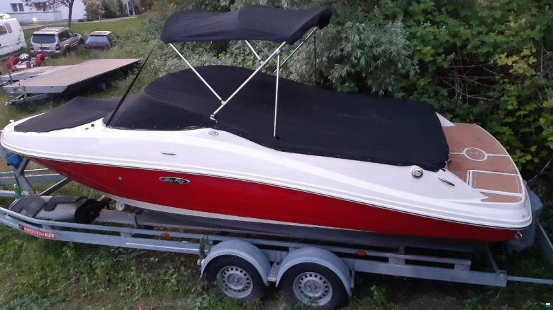Sea Ray 210 SELECT
