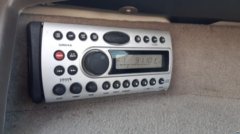 Sea Ray 210 SELECT