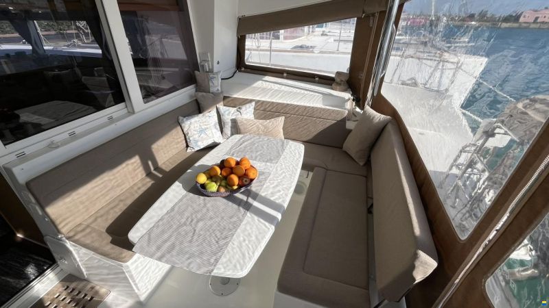Lagoon 400