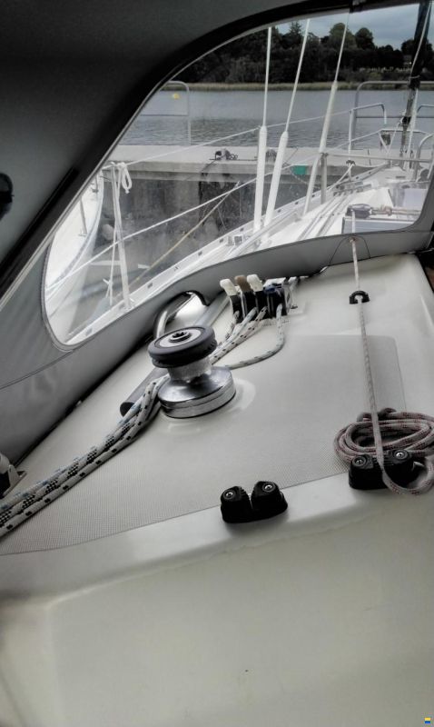 Bavaria 300