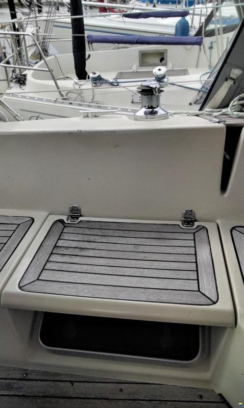 Bavaria 300