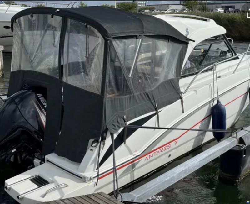Beneteau Antares 7 OB
