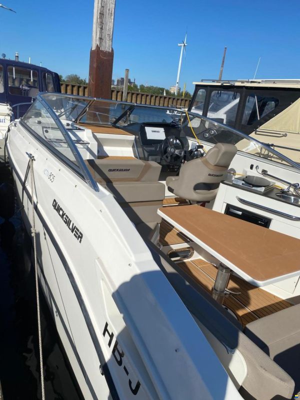 Quicksilver 805 Active Cruiser