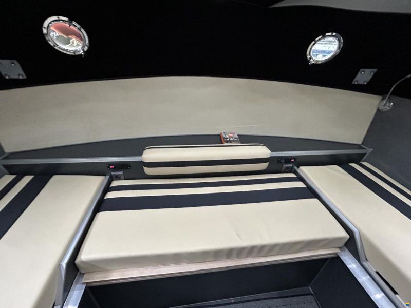 Beachcraft 10.50 AK cabrio
