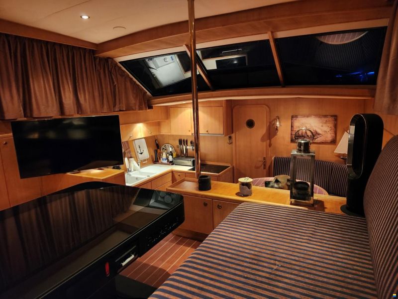 Van der Valk Vitesse 48