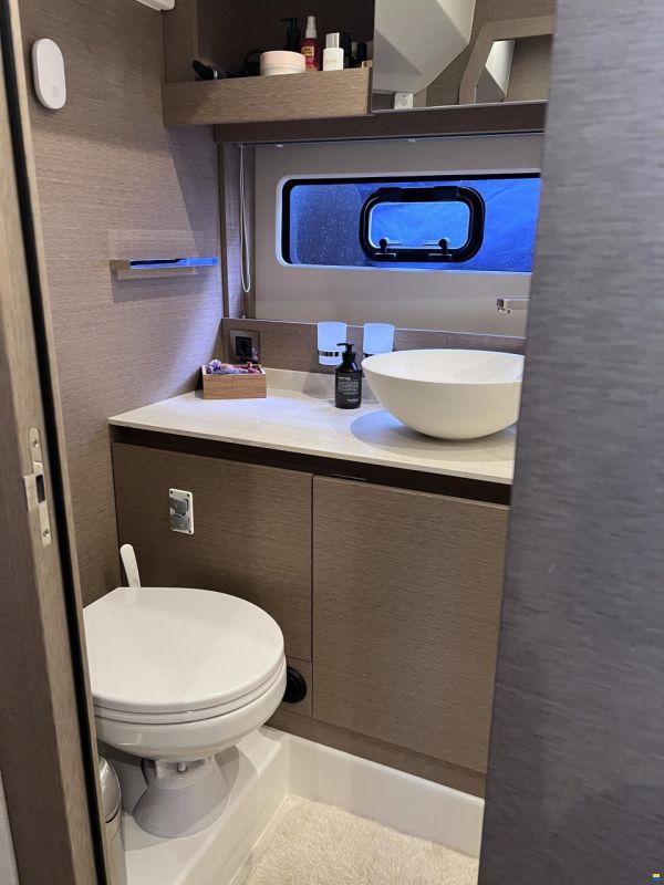 Prestige 420 Fly