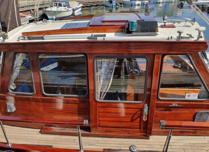 Nauticat 33