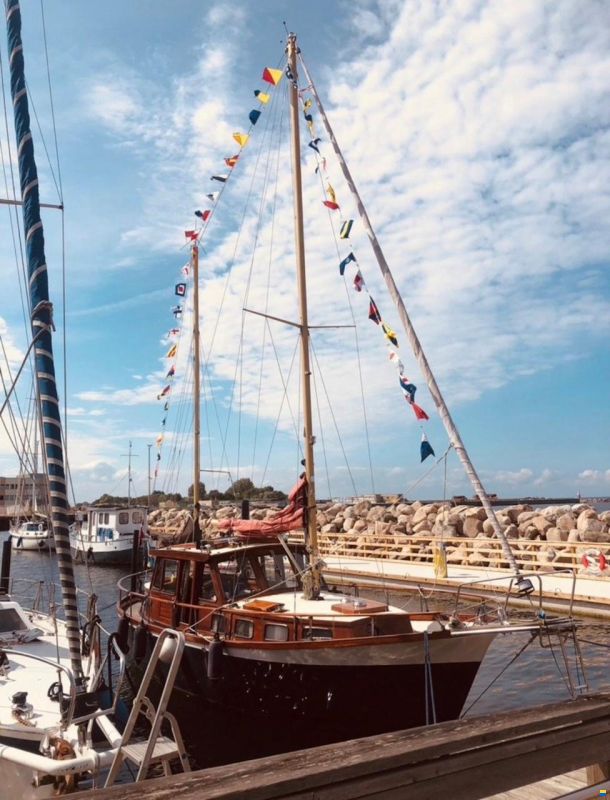 Nauticat 33