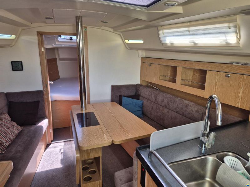 Hanse 345