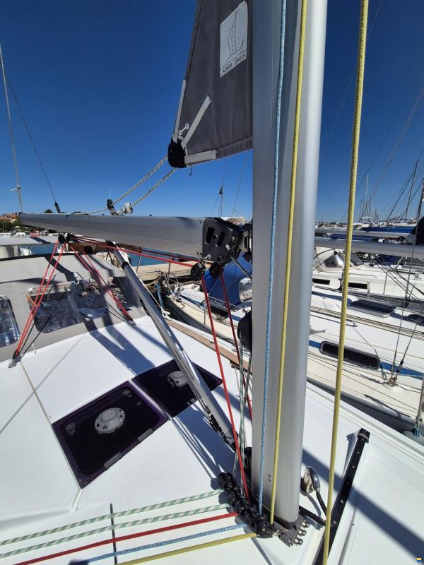 Hanse 345