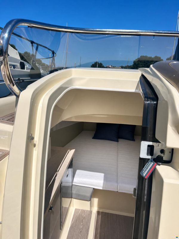 Invictus 280 GT