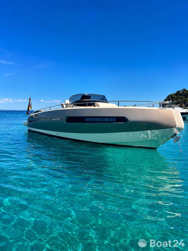 Invictus 280 GT