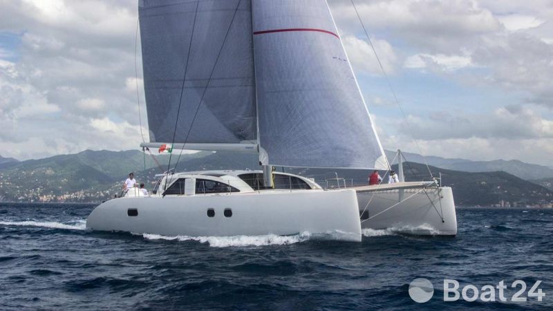 ICE CAT 61 Full Carbon