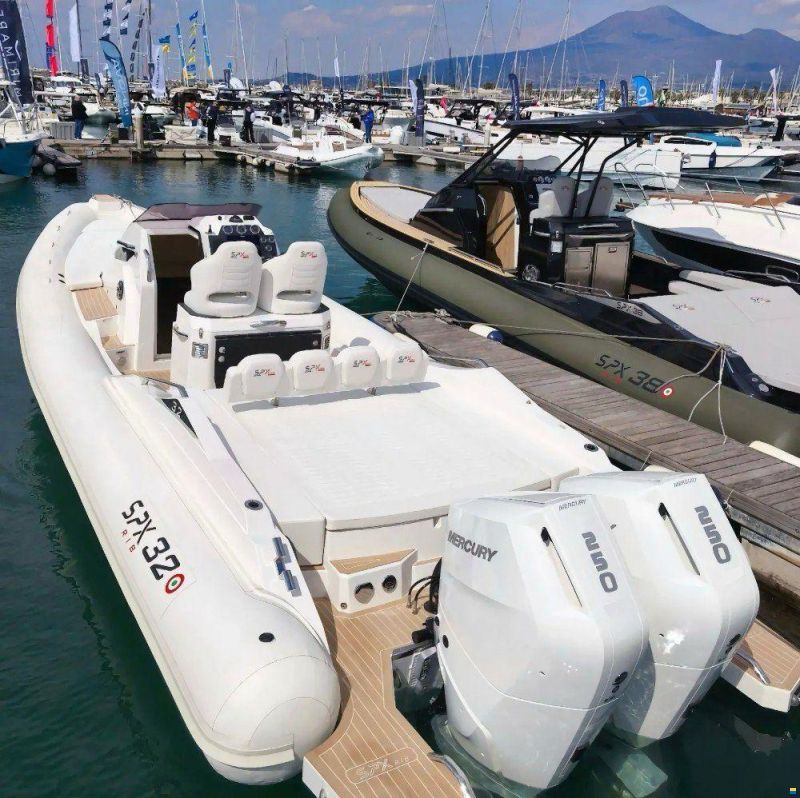 SPX Rib 32 SPORT MIT MERCURY 2X 250 PS