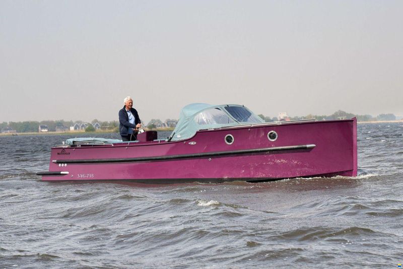 Waterman 8.0 Cabin