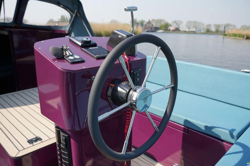 Waterman 8.0 Cabin