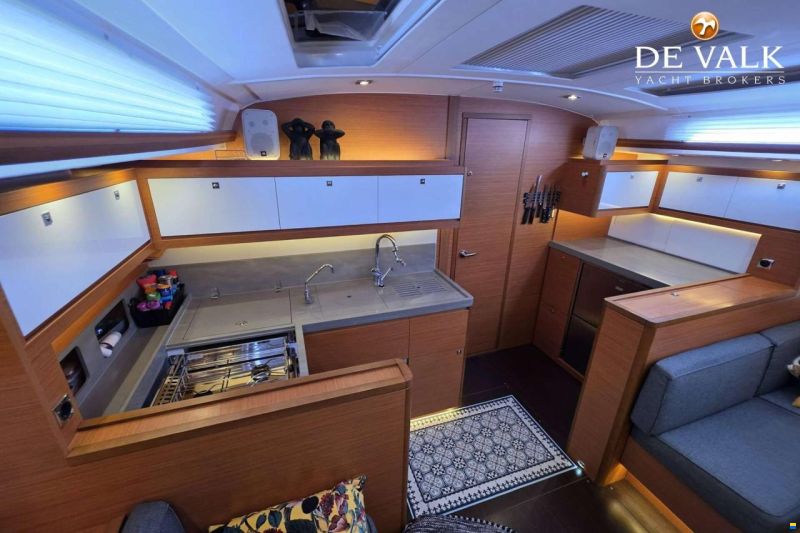Dufour 470
