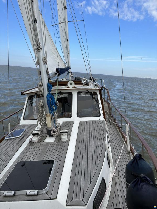 Nauticat 33