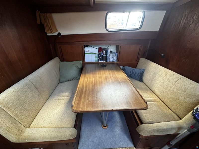 Nauticat 33