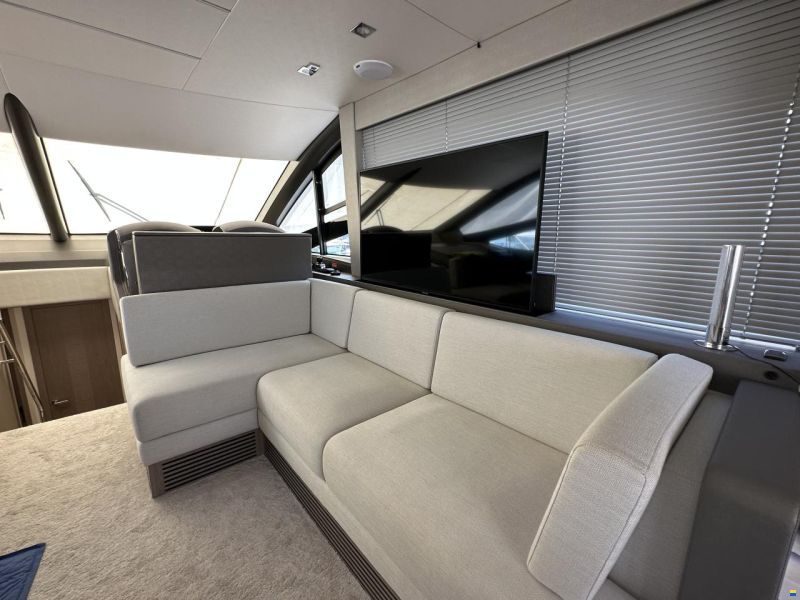 Sunseeker Manhattan 52